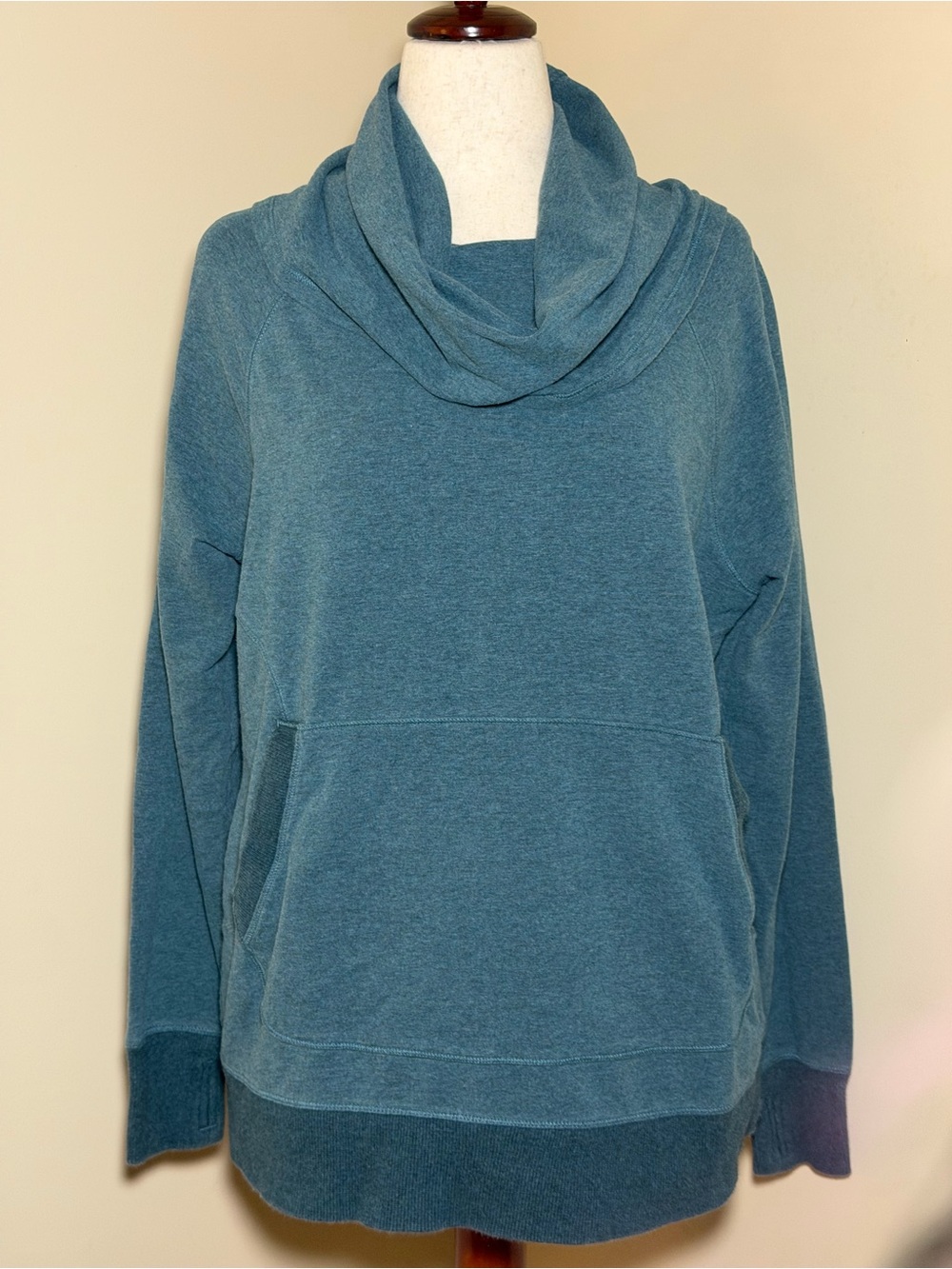 LL Bean Women XL Cowl Neck Pullover Sweatshirt Blue Heather Kangaroo Pocket